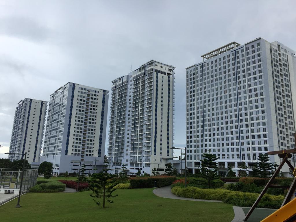 Wind Residence With View Of Taal Lake Tagaytay City Extérieur photo