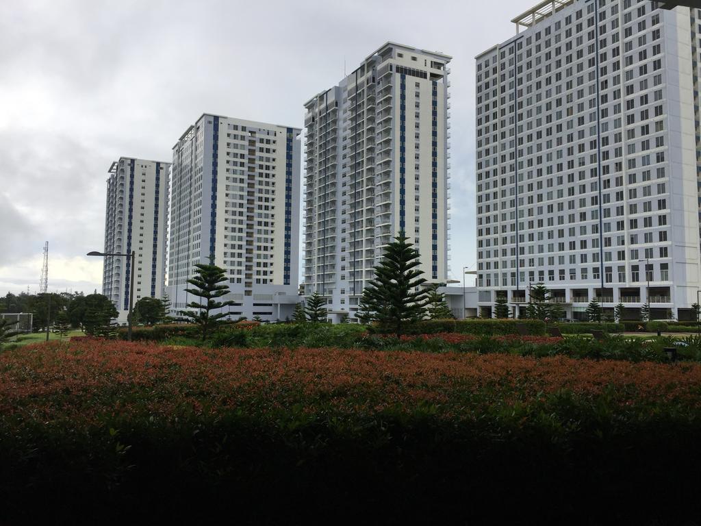 Wind Residence With View Of Taal Lake Tagaytay City Extérieur photo